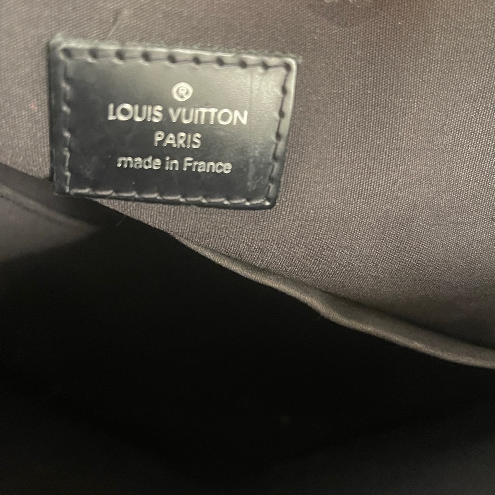 LOUIS VUTTON Reasonable offers will be considered